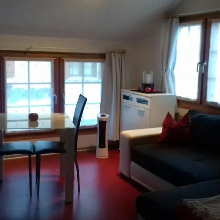 Apartamento Ferienwohnung Schirli