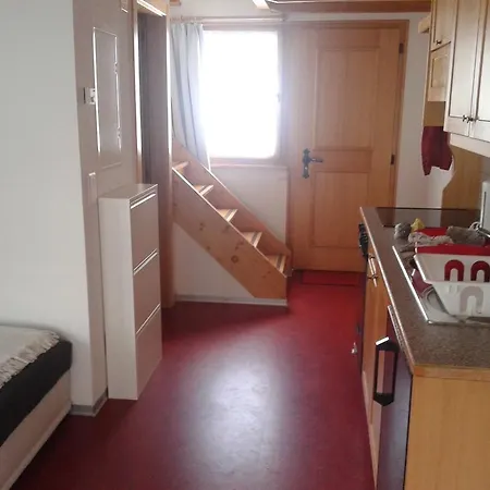 דירה Ferienwohnung Schirli סאס פה
